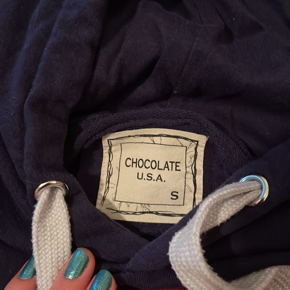 Chocolate U.S.A cute hoodie with red stripe - Picture 3 of 3